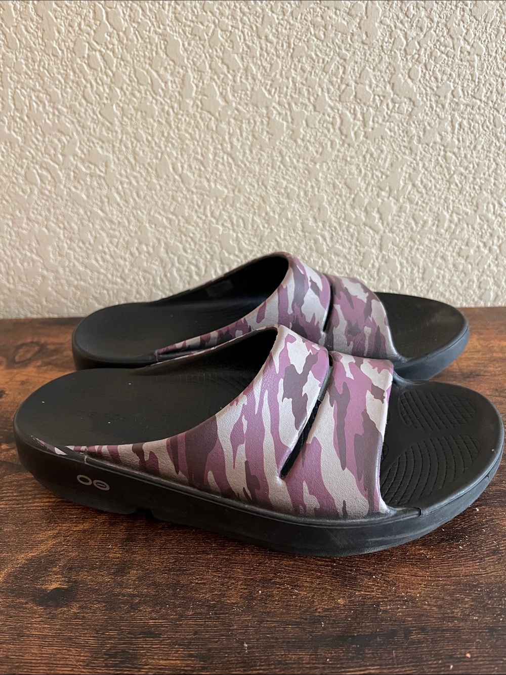 OOFOS OOAHH Purple Camo Slides